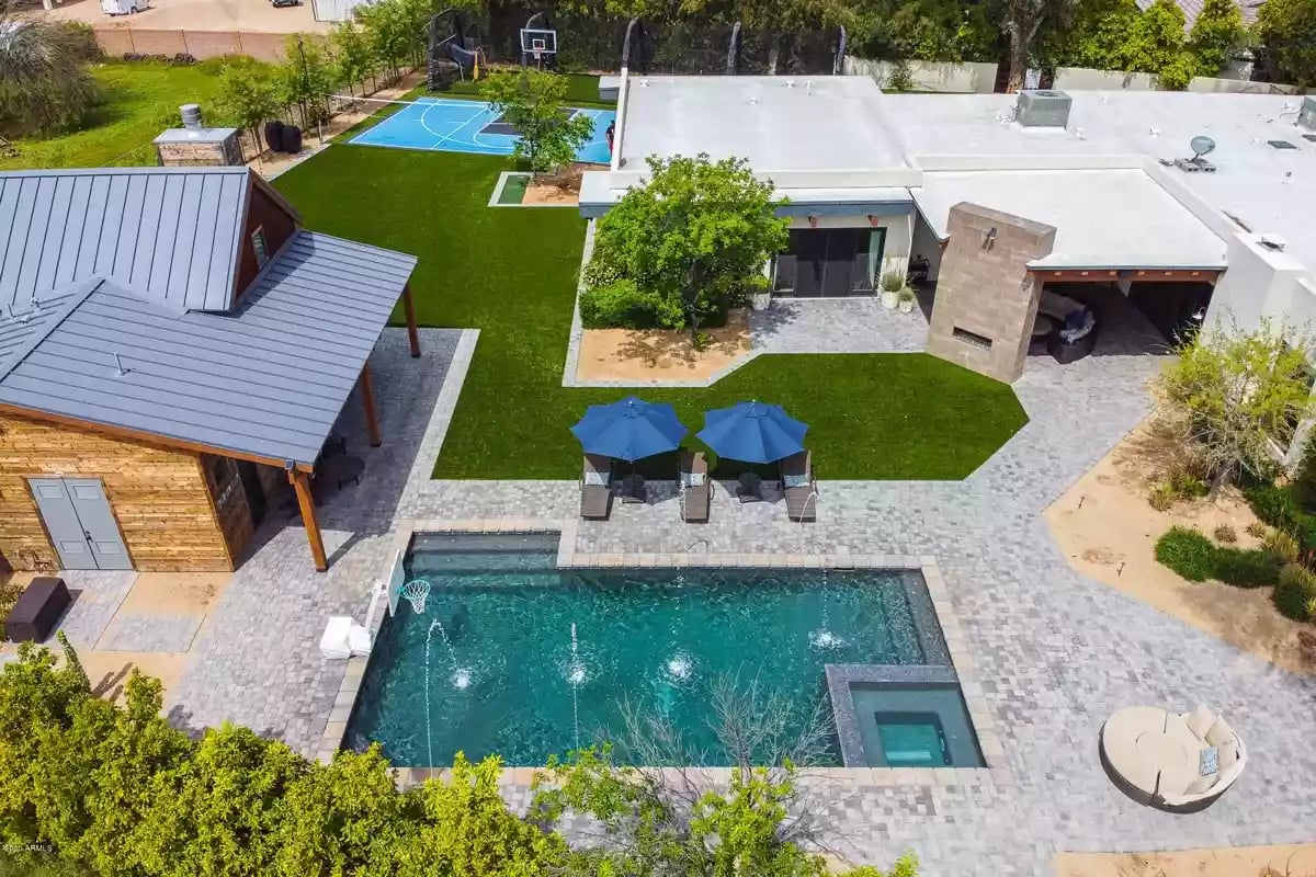 Paradise Valley Farms Overhead Shot of Pool-1-opt