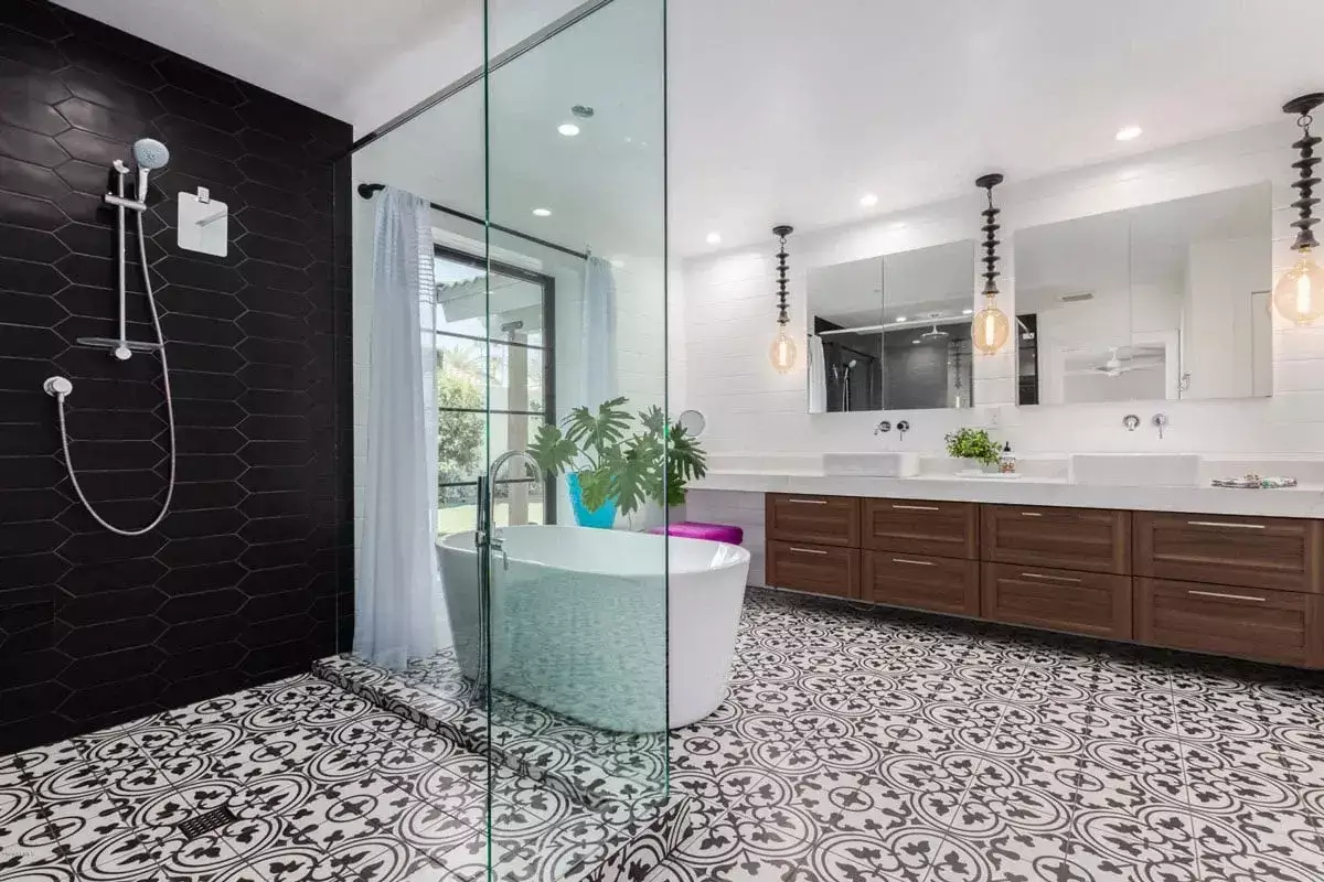 McCormick-Ranch-Contemporary-Bathroom-Walk-In-Shower-Entrance-opt-1