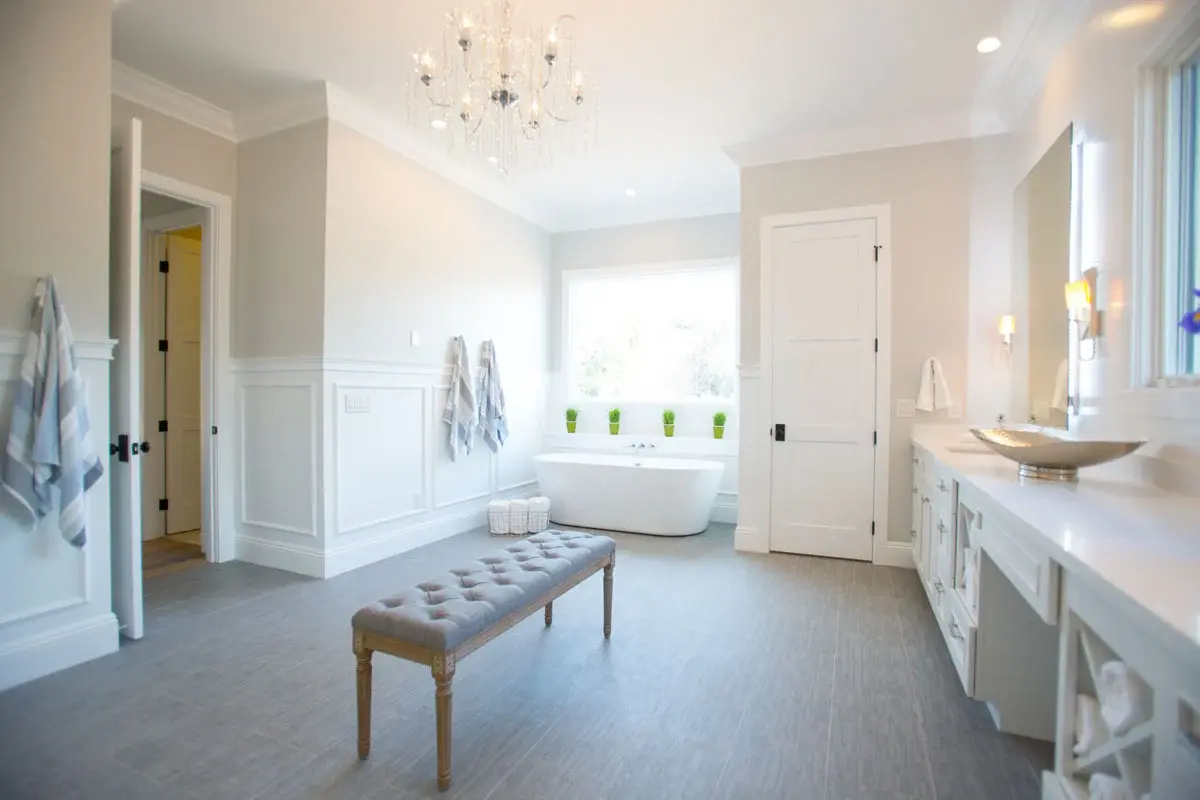 Pardise-Valley-Farms-Transitional-White-Bathroom-Natural-Light-View